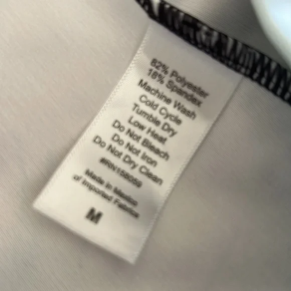 Gearbunch Ornamental Seahorse Leggings - Picture 8 of 13